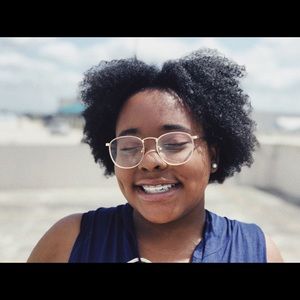 Meet your Posher, Bailey